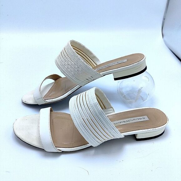 DVF Slide Sandal Low Heel Open Toe White Leather Sz 7 Diane Von Furstenberg - Picture 2 of 15
